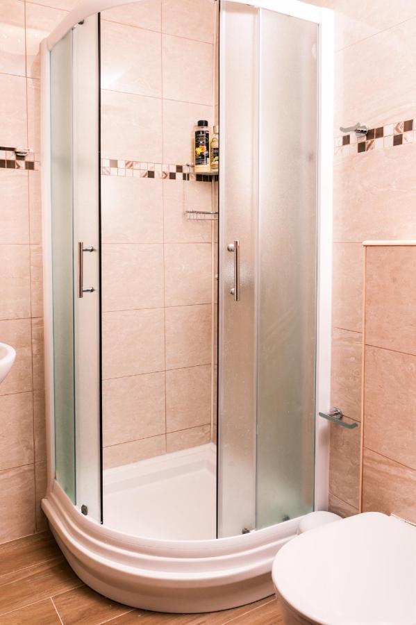 Hotel Cider&Squash, Grncarska 8, Prnjavor Batocina Exteriör bild